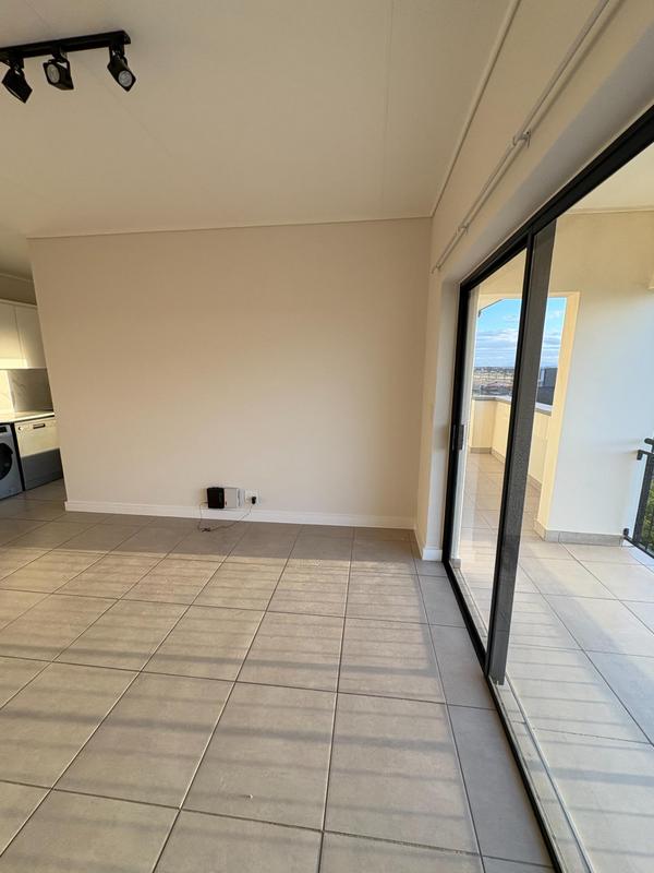 To Let 1 Bedroom Property for Rent in Richwood Western Cape